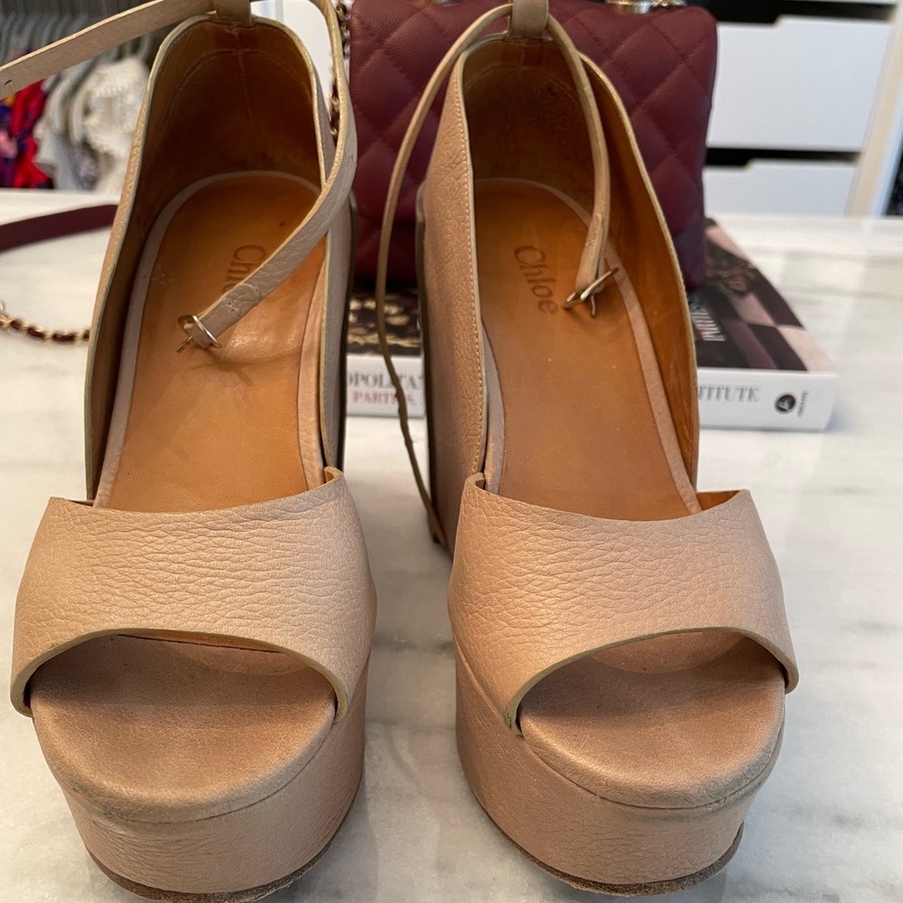 Chloe platform heels. Size 6.